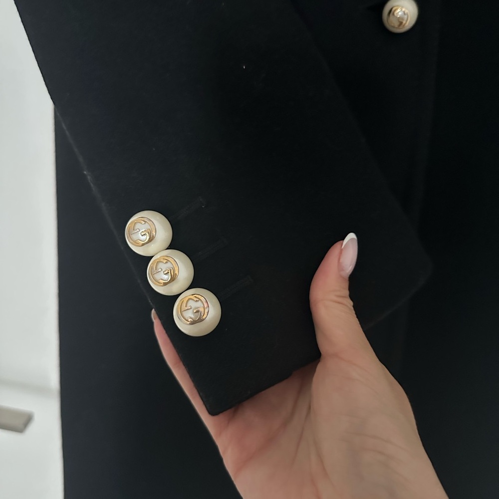 Gucci Black Wool Coat with Gold Buttons - Picture 5 of 8